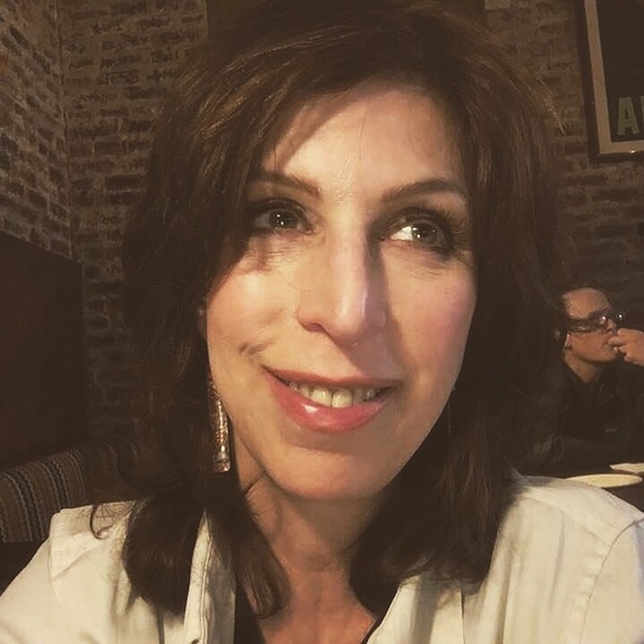 Meet your Posher, Laura - Picture 5 of 6